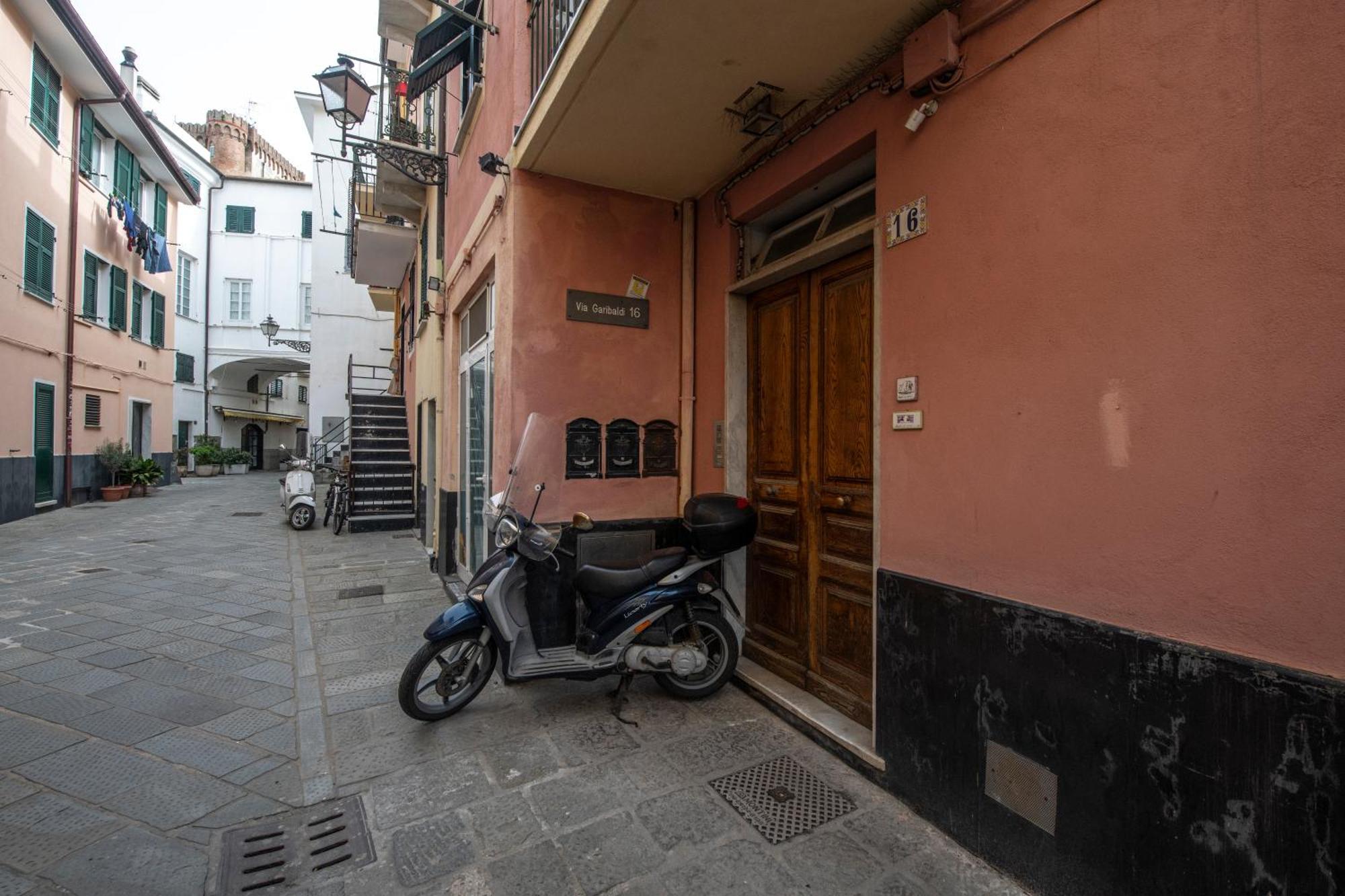 244 - Casa Ludo, Centro Storico,140m Dalla Baia Del Silenzio Patrimonio Unesco E Mare *